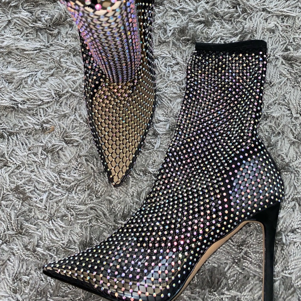 Heels - Picture 5 of 8